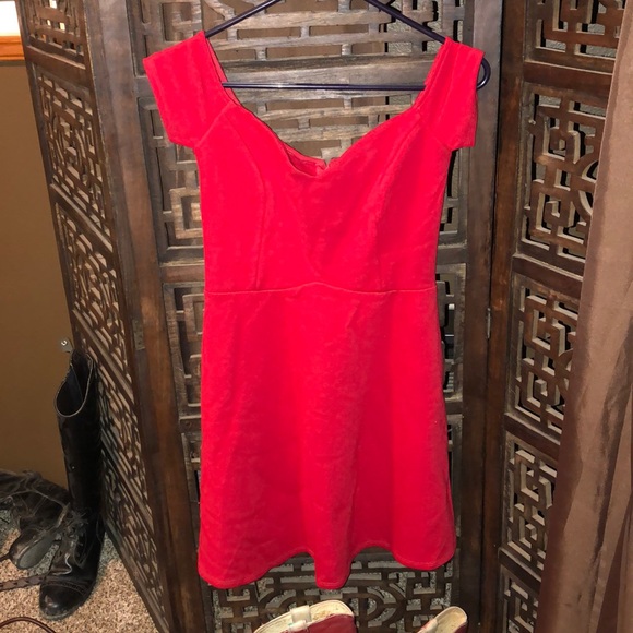 Women’s Off The Shoulder Red Dress Cocktail Party - Picture 3 of 4